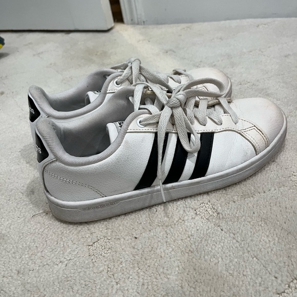 Adidas Sneakers - Picture 2 of 6